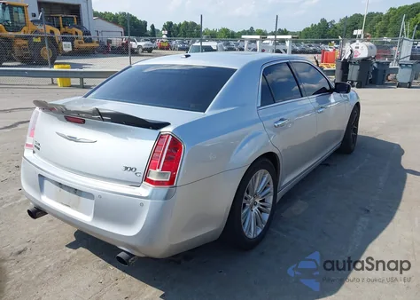 2012 Chrysler 300C Luxury Series из США, поврежденный, VIN 2C3CCAPT4CH253966